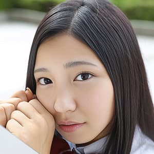 安達 芽衣