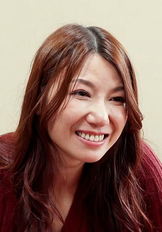 離婚して離れてひとりで暮らす母に思いを打ち明ける愚息、一途な思いに揺れ一線を越えてしまう家庭内の禁断の肉欲SEX！