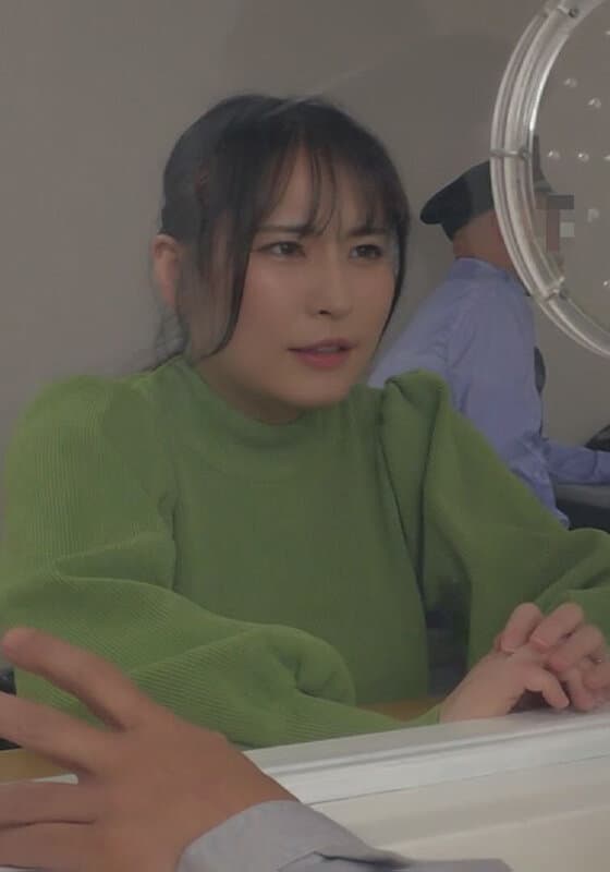 あなたごめんなさい…。刑務官と結ばれた秘密の契約！旦那が見てる前で中出しセックス！