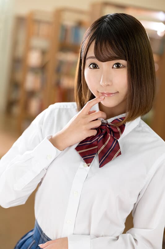 青井莉奈 profile