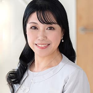 香月すみれ profile