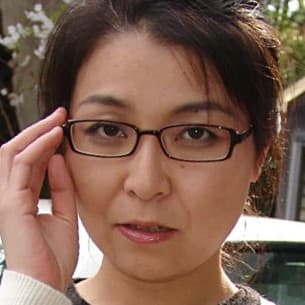 赤坂美月 profile