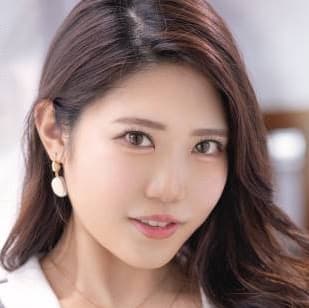 佐伯紗優梨 profile