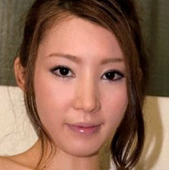 里崎マリヤ profile