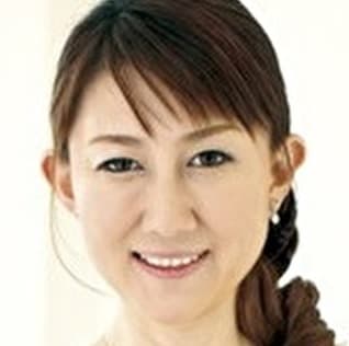 Emi Shiratori profile