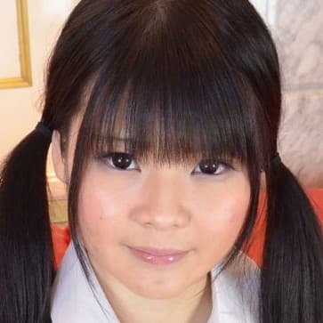 Yui Suzumiya profile