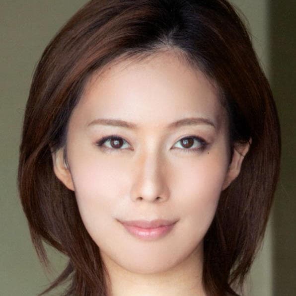 芹菜々子 profile