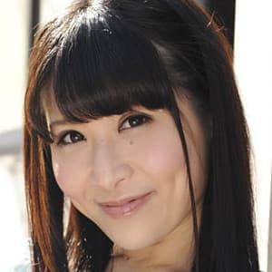 愛沢エルサ profile