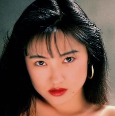 Roosa Tanaka profile