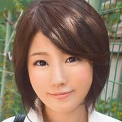 千束すみれ profile