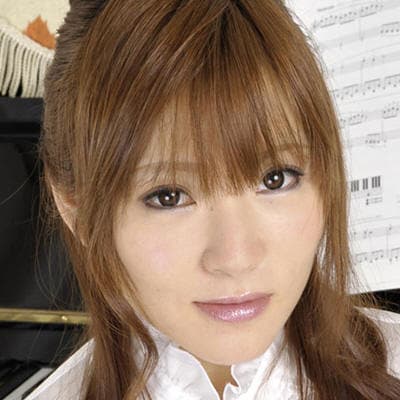 月城ひとみ profile