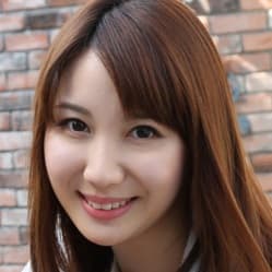 Ayaka Tomine profile