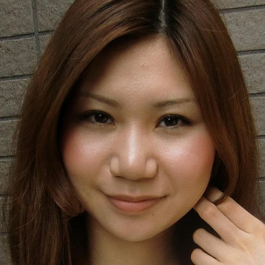 麻生麗奈 profile