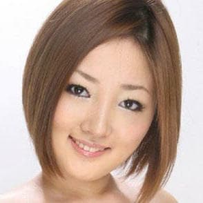 響あいね profile