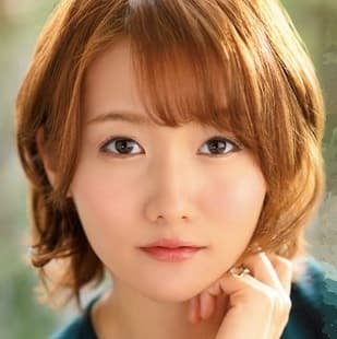 有坂唯 profile