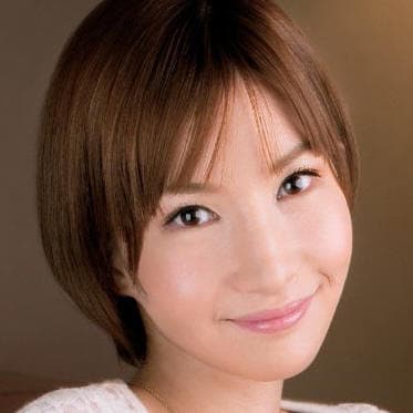和泉小春 profile