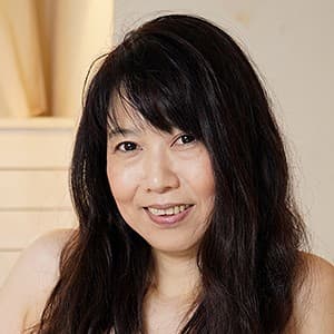 玲衣