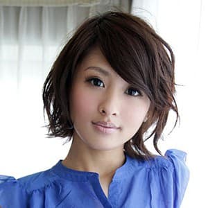山口明奈