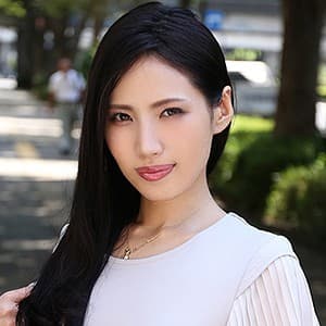 上田華