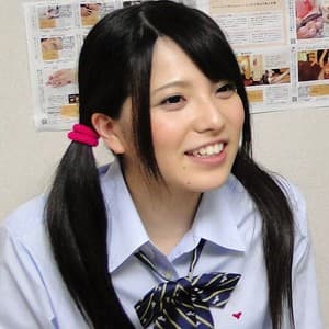 亜衣