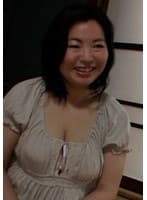 Gカップ爆乳を持て余す黒髪童顔五十路熟女！乱暴にカラダを弄られ強烈な快感に酔いしれるドM熟女の息も絶え絶えな絶頂イキSEX！