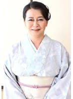 和服五十路熟女のAVドキュメント！アダルトグッズのモニターからAV出演！見た目とは裏腹にエロに貪欲なHカップ熟女の快楽絶頂中出しSEX！