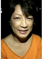 「男優とのエッチってどんな感じなんだろー」とAV出演のきっかけを語る熟女の初撮り変態SEX