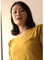 寝ても覚めても息子のデカチンが気になる母！！オナニーじゃ我慢できない！？