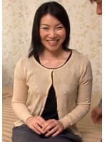 出会ってすぐにSEX開始！キスをしながらの自己紹介、憧れの男優に舞い上がる熟女さん！
