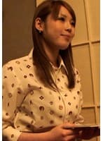 雑誌の付録のDVDに出演してくれる美人店員さんをゲット！個室居酒屋で凄い美人店員を無理やり押し倒し電マで愛撫、そのまま仕事中にも関わらず生挿入SEX！