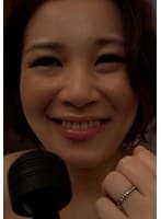 岡山から上京したての大きな荷物を持った人妻さんを食事に誘って酔わせてそのままホテルで快楽絶頂中出しハメ撮りSEX！