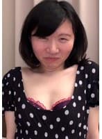男優とSEXしたくてやって来た地味目な雰囲気の淫乱熟女の初撮りAV中出しSEX！