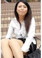 ビッチ丸出し美熟女の快楽トリップ中出しSEX！～プライベートのSEXだと奉仕しなくちゃいけないからAV出演で気持ちいいこといっぱいされたいな～