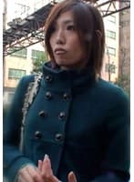 高身長モデル体型の奥様をインタビューに協力をと誘い込みエロ質問！？旦那さんとの営みは3か月に1回位とちょっと欲求不満！？なし崩し的にボディタッチで感じてしまう敏感な奥様と3P中出しSEX