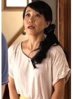 ミニスカ―トから覗く股間がエロい熟女…敏感になったカラダは快楽堕ちの本能丸出し中出しSEXにイキまくる！！