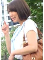街行くショートヘアーの清楚系の普通の奥さんに不倫についてアンケート！不倫モデルもお願いすると…恥ずかしいといいつつも股間はびしょびしょの不貞妻に中出し！