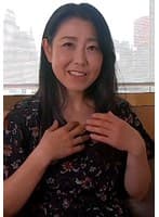 セレブ奥様に「エッチなバイトしませんか」と誘ったら…日常に刺激を求めて簡単に着いてくる奥様にカメラの前でバイブオナニー！非日常の快楽に昇天イキの肉欲SEX！