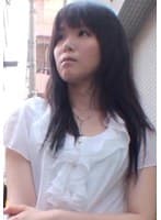 黒髪清楚系の若妻さんをナンパ！大人のおもちゃとAV鑑賞をしてもらいました！欲求不満な若妻は目の前の生肉棒にしゃぶりつき久々の快楽SEXにイキまくる