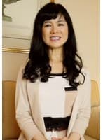 夫婦関係は良好、でもそこは熟年夫婦、やっぱりセックスレス！旦那には出来ないSっ気たっぷりの痴女SEXにハマる五十路熟女の初AV。