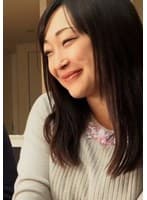 パート先のアルバイト学生と不倫してしまう人妻。