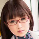 里中結衣 profile